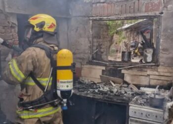 Un hombre murió al incendiarse su casa