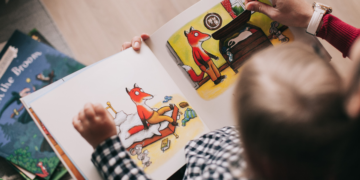 Una investigación analiza cómo leen los chicos en la era de la inteligencia artificial La investigación sobre lectura digital busca desarrollar materiales adaptados a las condiciones del sistema educativo.