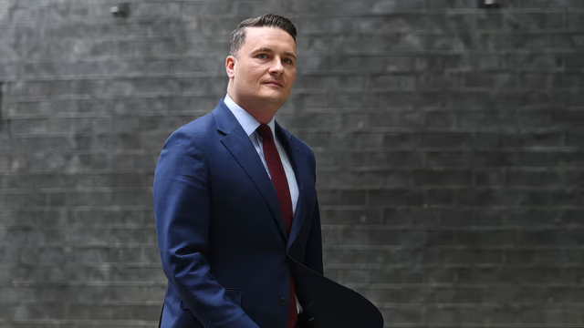 Wes Streeting sostuvo que Argentina carece de la capacidad militar para tomar el archipiélago y rechazó las pretensiones de soberanía de Javier Milei.