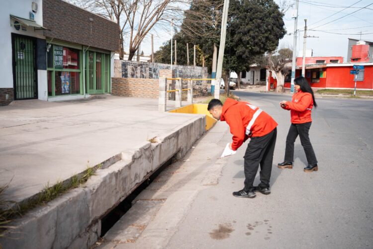 La Municipalidad releva desagües y canales ante la llegada de la temporada de lluvias Las tareas comenzaron en el sector norte y se enmarcan en el mantenimiento preventivo de la infraestructura pluvial.