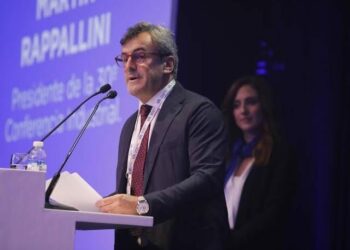 La industria nacional celebra su día con números en rojo y fábricas paralizadas