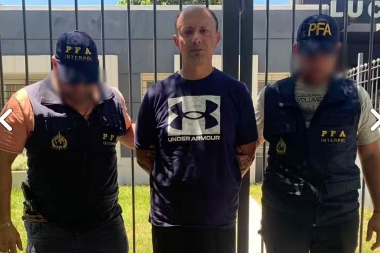 El procedimiento se concretó tras la decisión de la Corte Suprema de Justicia de la Nación, que en junio de este año confirmó la procedencia de la extradición.