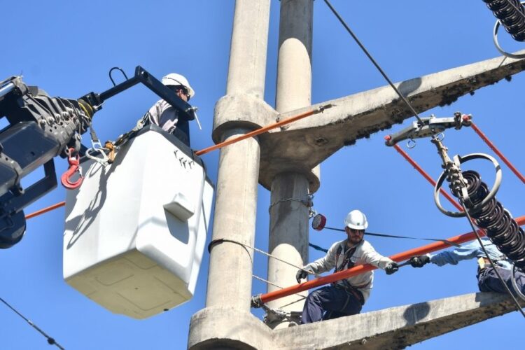 Córdoba puso en marcha un sistema digital para mapear y geolocalizar la red eléctrica provincial.