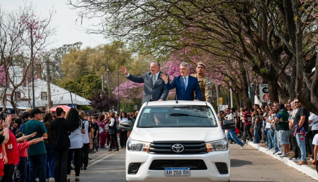 Villa María celebra sus 159 años con un multitudinario desfile institucional