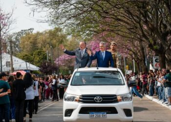Villa María celebra sus 159 años con un multitudinario desfile institucional Villa María celebra sus 159 años con un multitudinario desfile institucional