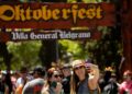 Oktoberfest 2026: buscan voluntarios en Villa General Belgrano y ofrecen alojamiento