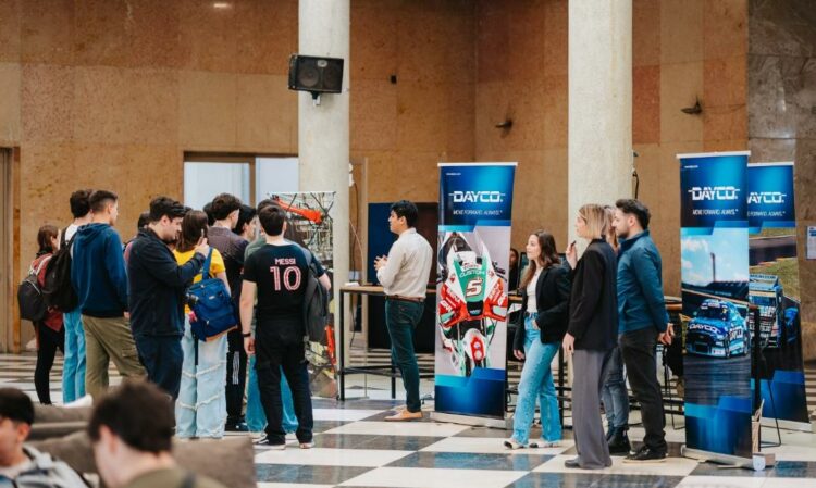 La industria cordobesa abre sus puertas a los jóvenes para mostrarles cómo se produce El tradicional Industrialazo tendrá su edición 2026 en Villa María, con una convocatoria prevista de 600 jóvenes.