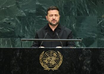 Zelenski pidió “asfixiar” los ingresos de Rusia y apuntó contra Putin