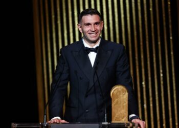 El Dibu Martínez fue nominado nuevamente al Premio Yashin como mejor arquero del mundo