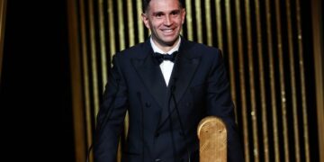 El Dibu Martínez fue nominado nuevamente al Premio Yashin como mejor arquero del mundo