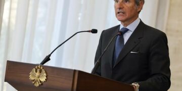 La disputa por Malvinas suma tensión a la candidatura de Rafael Grossi para liderar la ONU