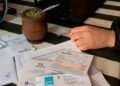 Octubre llega con aumentos en alquileres, transporte, combustibles y prepagas
