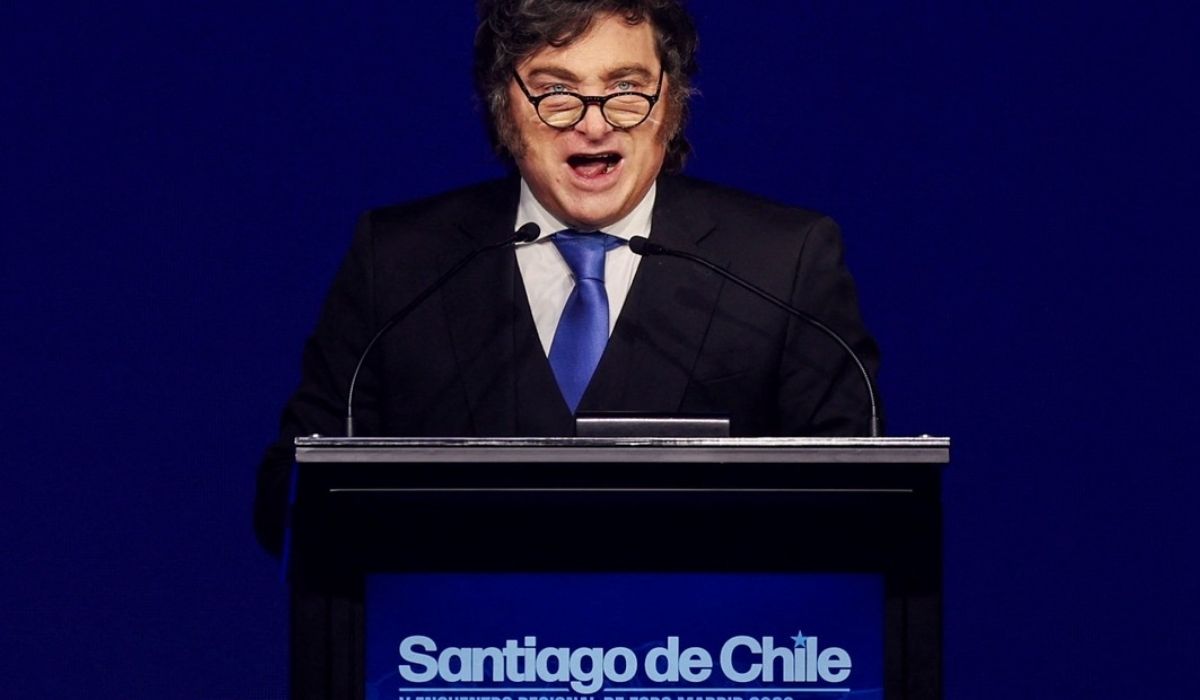 Milei en Chile: elogios a Pinochet y dardos contra el gobierno español Javier Milei en el Foro de Madrid en Chile. REUTERS/Pablo Sanhueza.