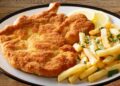 La milanesa es uno de los platos más populares de Argentina.