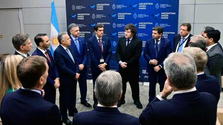 Tras el acercamiento en París, el Gobierno busca avanzar con los gobernadores en acuerdos que le permitan reunir los votos para el Presupuesto 2027, la reforma política y el DNU 70.