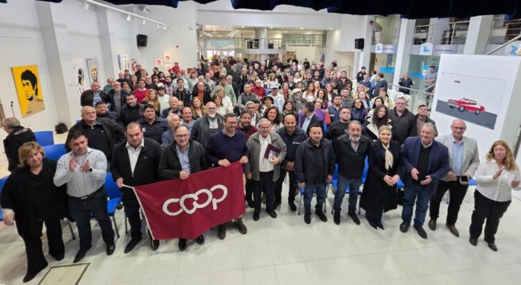 Monseñor Ángel Rossi se reunió con gremios y cooperativas