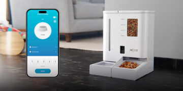 Llega un dispenser inteligente de comida y agua para mascotas con cámara integrada