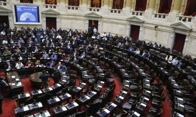La oposición no logró el quórum y se cayó la sesión para voltear el DNU 70/2023 La Cámara de Diputados durante la sesión especial convocada con la intención de derogar el mega DNU 70/23.