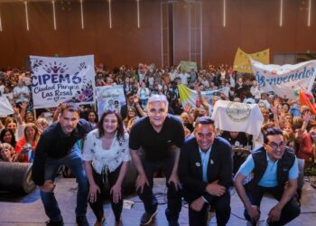 Ante 2.200 adultos mayores, Llaryora rechazó “la cultura del descarte”