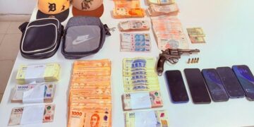 Secuestran $9 millones y dólares falsos en allanamientos en Villa María