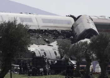 Cancillería busca argentinos entre los afectados.
