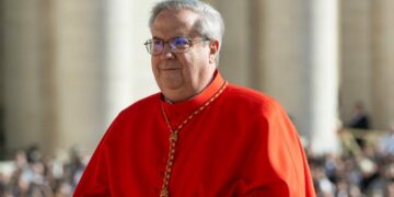 Ángel Rossi: El Papa se va a encontrar una Argentina cascoteada por la pobreza