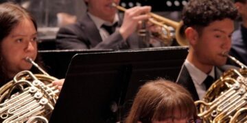 La Orquesta-Escuela Mediterránea debuta como artista principal en el ciclo de abono La Orquesta-Escuela Mediterránea debuta como artista principal en el ciclo de abono