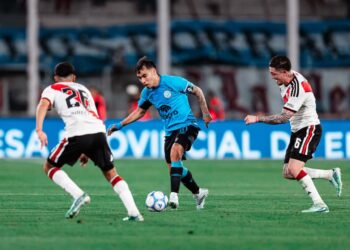 Belgrano padeció a un River encendido de principio a fin y cayó por goleada