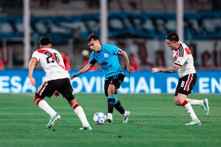 Belgrano padeció a un River encendido de principio a fin y cayó por goleada Belgrano padeció a un River encendido de principio a fin y cayó por goleada