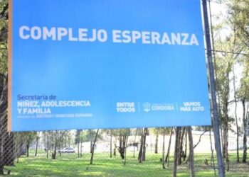 Buscan a un adolescente de 15 años que escapó del Complejo Esperanza