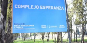 Buscan a un adolescente de 15 años que escapó del Complejo Esperanza