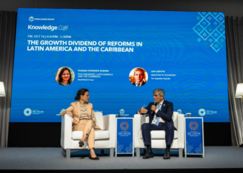 Caputo junto a Susana Cordeiro Guerra.