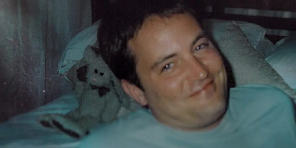 La vida de Matthew Perry, detrás de Chandler Bing, llega a una serie documental La vida de Matthew Perry, detrás de Chandler Bing, llega a una serie documental