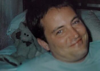 La historia de Matthew Perry, detrás de Chandler Bing, llega a una serie documental