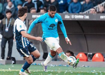 Colapinto corre en Malasia, juega la Selección y el superclásico cordobés