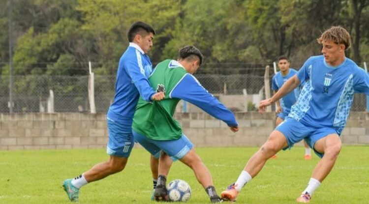 La Academia trabajó hoy pensando en el viaje a Salta.