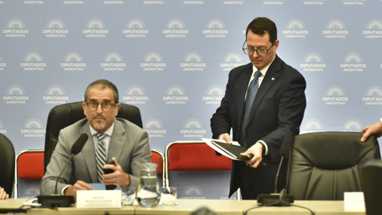 Bertie” Benegas Lynch y Carlos Guberman en el debate en Diputados.