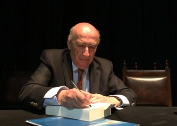 Francisco Felipe Yofre aborda el retorno de Perón en «Memorias Cruzadas»
