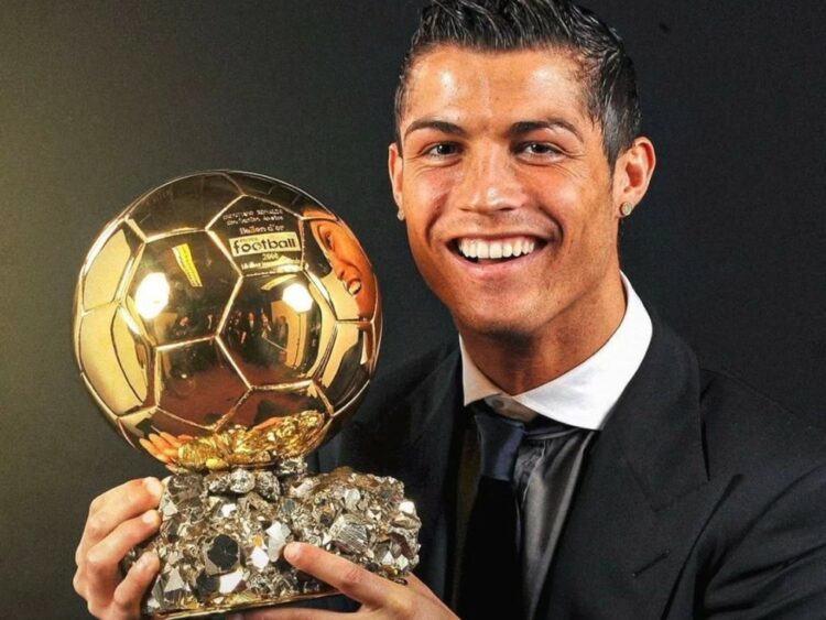 Cristiano Ronaldo le ganó a Messi y se quedó con el “Mejor Balón de Oro de todos los tiempos”