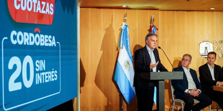 La presentación tuvo lugar este lunes en el Centro Cívico.