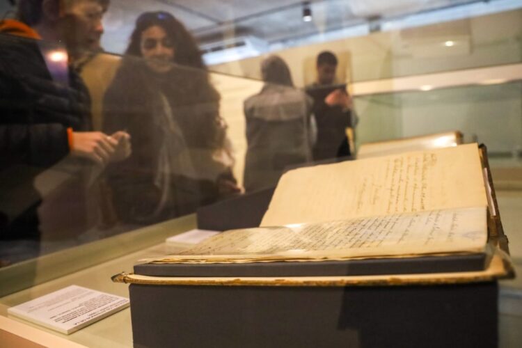 Inauguraron una sala con documentos originales sobre el Cura Brochero