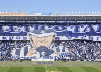 Dávila o Depietri: Omar De Felippe define al reemplazo del Canario