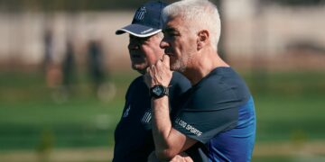 De Felippe define las variantes para jugar ante Independiente y salir del fondo