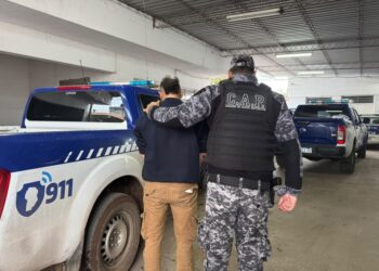 Detuvieron a los padres de un bebé con una fisura de cráneo Detuvieron a los padres de un bebé con una fisura de cráneo