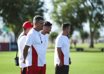 Diego Flores no se relaja y apunta a Riestra: “Todavía no logramos nada”