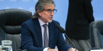 El Gobierno intenta apurar las negociaciones por el Presupuesto 2027