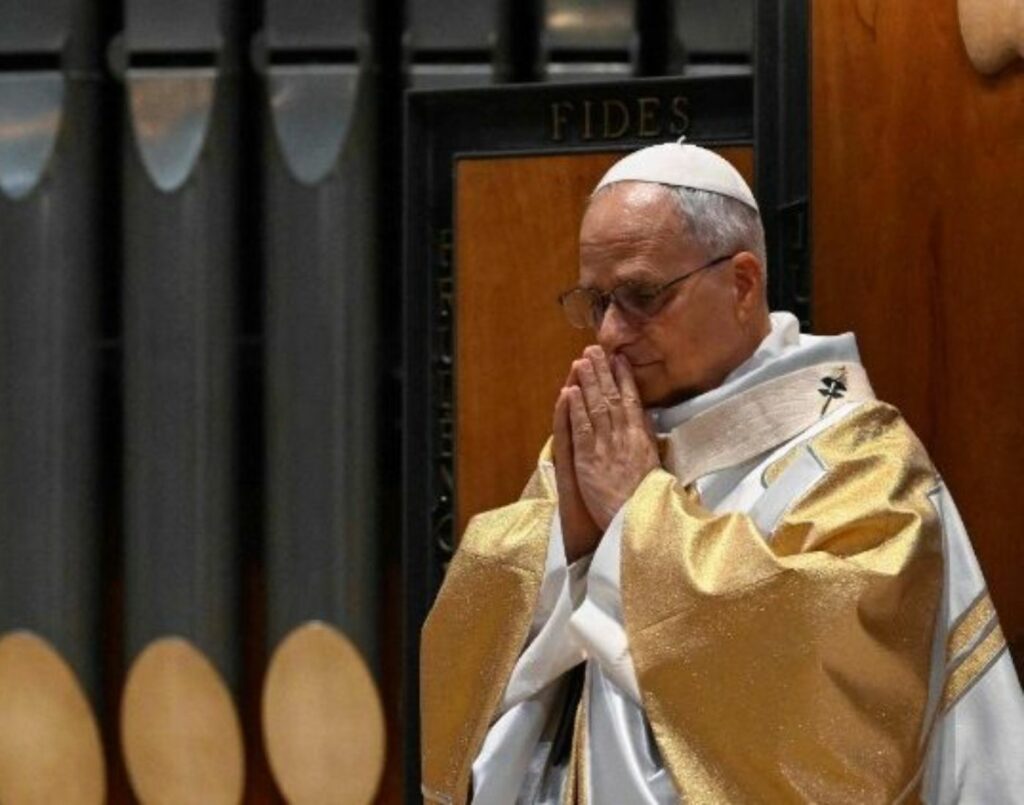 El papa León XIV expresó sus condolencias por el accidente ferroviario en España El Santo Padre manifestó sentirse apenado por la tragedia ocurrida en Toledo, España, y envió sus condolencias a las familias afectadas. (AFP)