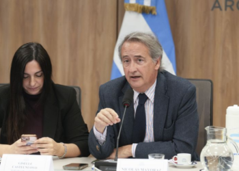 El oficialismo restituye la Ley de Tierras para blindar el DNU 70