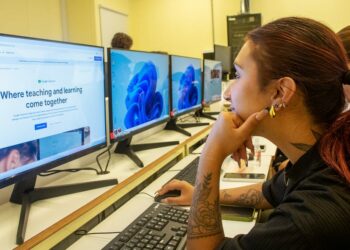 La UPC suma la Licenciatura en Comunicación a su oferta académica 2027 El plan de estudios integra periodismo, producción audiovisual, comunicación digital, narrativas transmedia e inteligencia artificial.