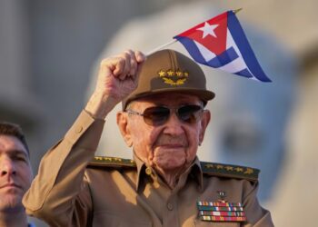 Estados Unidos emitió una orden de arresto contra Raúl Castro Estados Unidos emitió una orden de arresto contra Raúl Castro